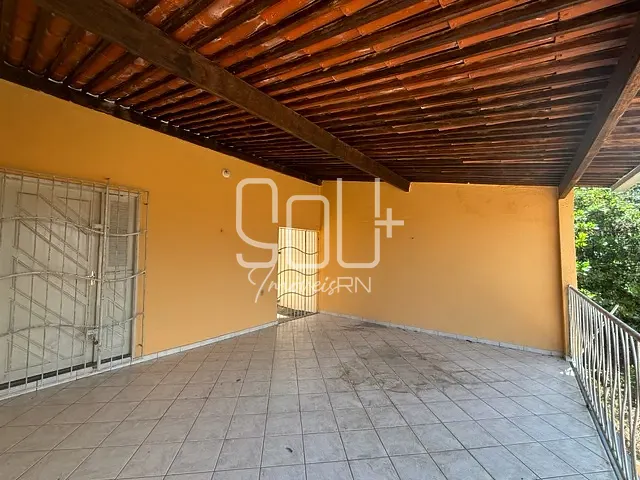 Casa com 288m² 3 quartos e 2 banheiros, à venda, no bairro Nova Parnamirim em Parnamirim