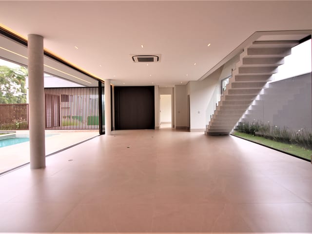 Casa com 569m² 5 quartos e 6 banheiros, à venda, no bairro Tamboré em Barueri