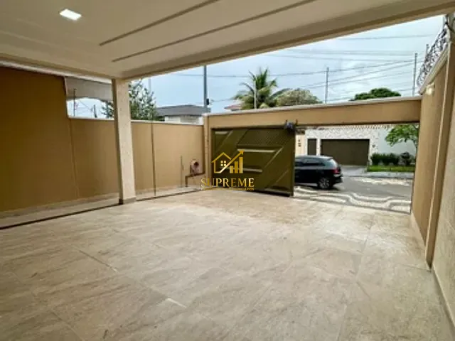 Casa com 180m² 4 quartos e 5 banheiros, à venda, no bairro Jardim Atlântico em Goiânia