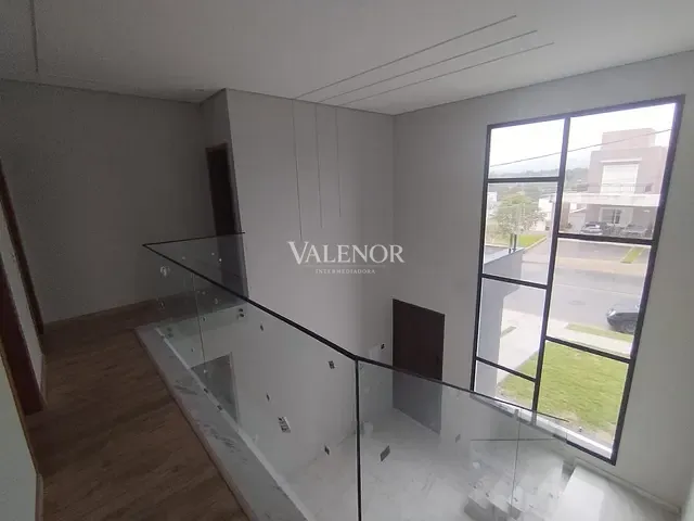Casa com 300m² 3 quartos e 4 banheiros, à venda, no bairro São Venancio em Itupeva