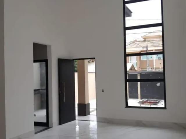 Casa com 120m² 3 quartos e 2 banheiros, à venda, no bairro Ouro Verde em Rio das Ostras