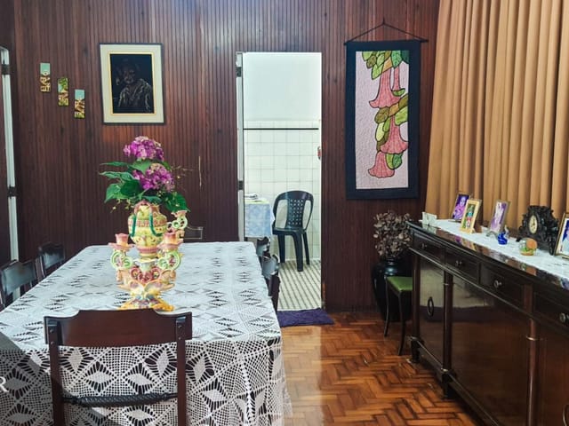 Casa com 294m² 3 quartos e 3 banheiros, à venda ou para alugar, no bairro Ramos em Rio de Janeiro