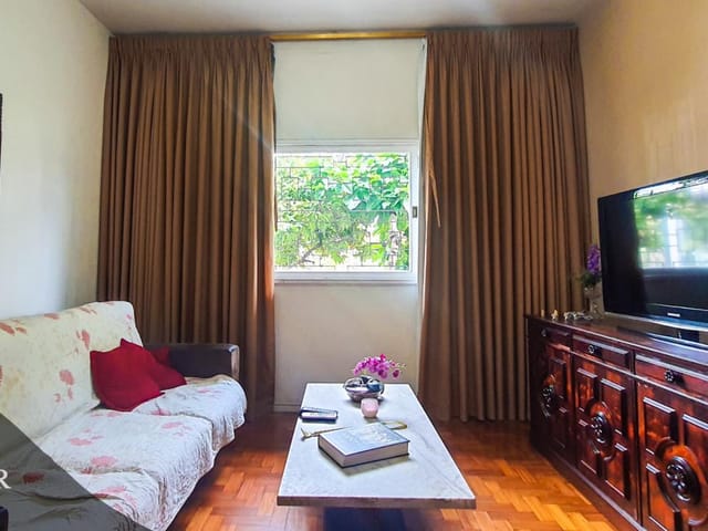 Casa com 294m² 3 quartos e 3 banheiros, à venda ou para alugar, no bairro Ramos em Rio de Janeiro