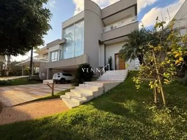 Casa com 575m² 5 quartos e 7 banheiros, à venda, no bairro Esperança em Londrina