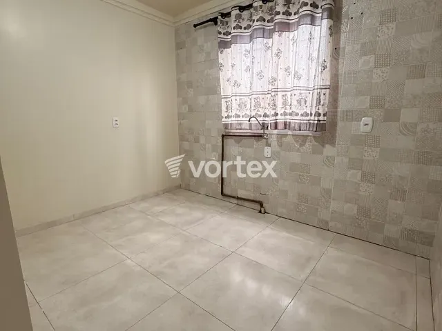 Casa 3 quartos e 3 banheiros, para alugar, no bairro Santo Inácio em Uruguaiana