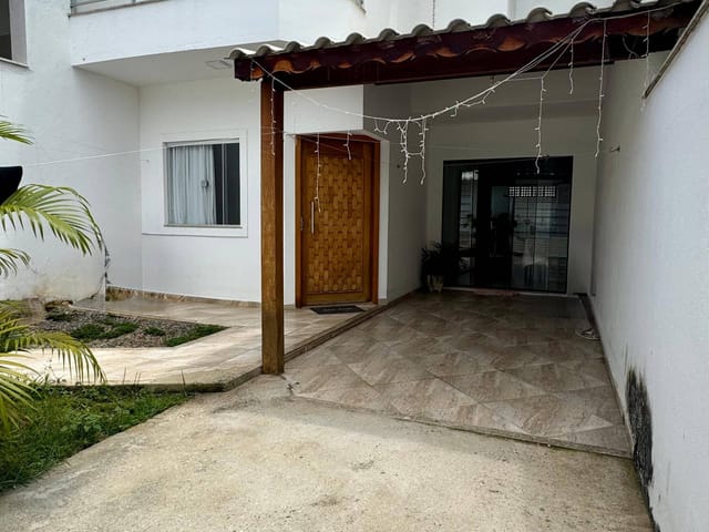 Casa 3 quartos e 3 banheiros, à venda, no bairro 0 em Itaperuna