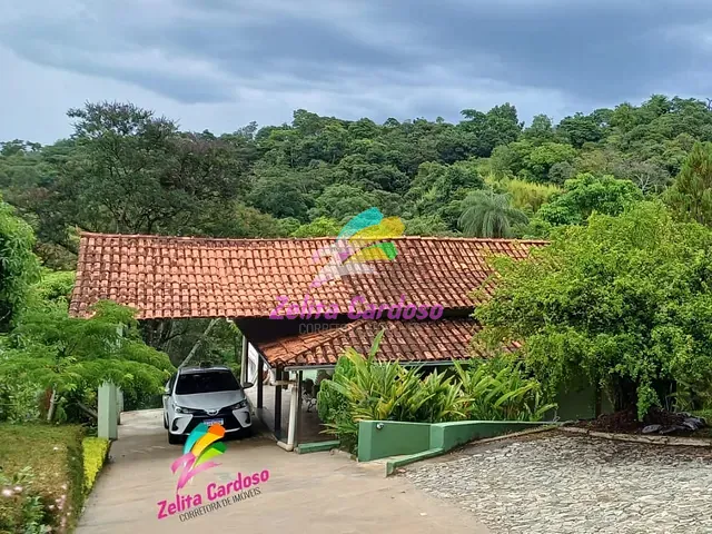 Casa com 6570m² 3 quartos e 3 banheiros, à venda, no bairro Vale do Ipê Amarelo (Melo Viana) em Esmeraldas