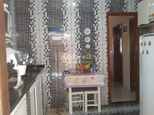 Casa com 360m² 3 quartos e 2 banheiros, à venda, no bairro Caminho de Búzios em Cabo Frio