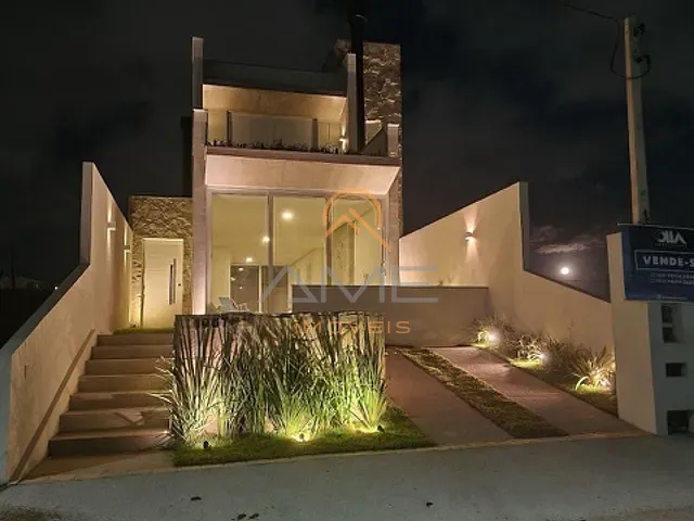 Casa 2 quartos e 1 banheiro, à venda, no bairro Três Vendas em Pelotas