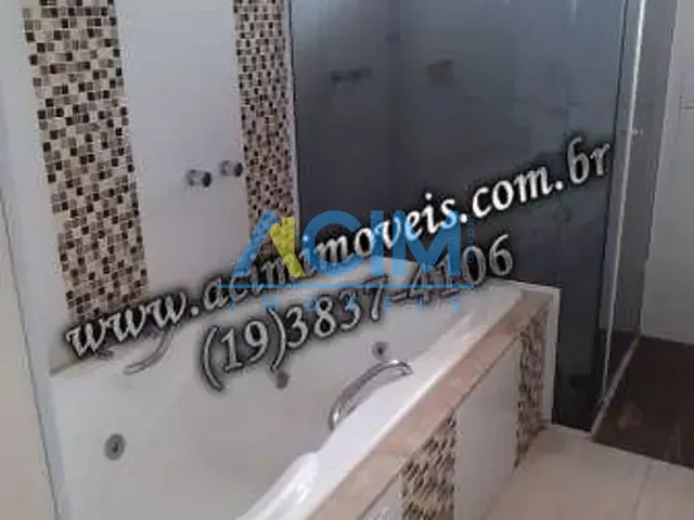 Casa com 323m² 3 quartos e 2 banheiros, à venda, no bairro Centro em Jaguariúna