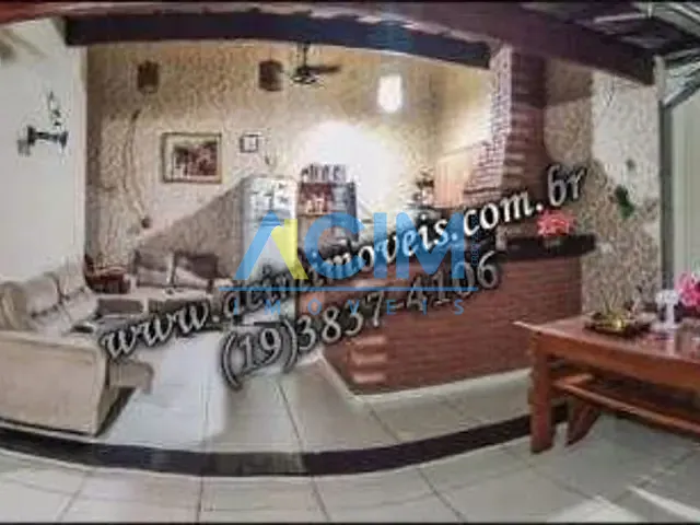Casa com 323m² 3 quartos e 2 banheiros, à venda, no bairro Centro em Jaguariúna
