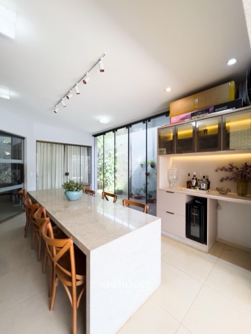 Foto do Casa - Casa térrea à venda no Parque dos Buritis II – 4 suítes, escritório, área gourmet, piscina, 4 vagas de garagem e armários planejados | ApêHouse | Imobi