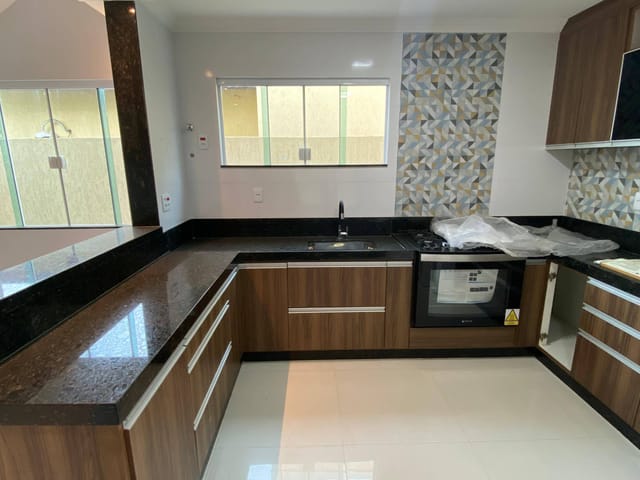 Casa com 360m² 3 quartos e 4 banheiros, à venda, no bairro Nova São Pedro em São Pedro da Aldeia