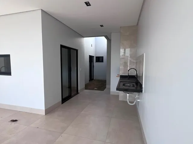 Casa com 226m² 3 quartos e 2 banheiros, à venda, no bairro Plano Diretor Sul em Palmas