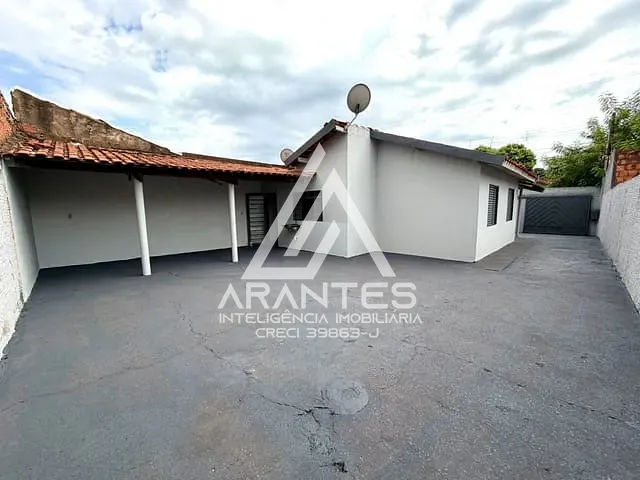 Casa 2 quartos e 1 banheiro, à venda, no bairro Zequinha Amêndola em Barretos