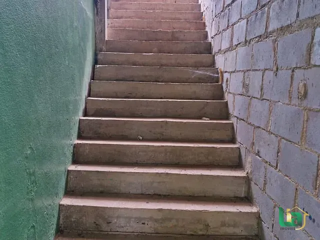 Casa 2 quartos e 1 banheiro, à venda, no bairro São Joaquim em Muriaé