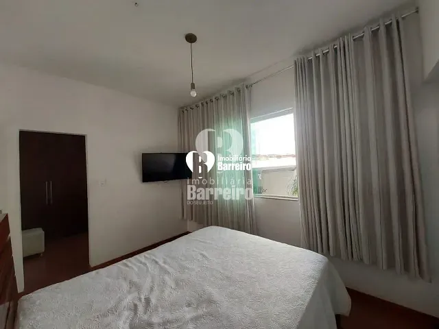 Casa com 360m² 3 quartos e 2 banheiros, à venda, no bairro Lindéia (Barreiro) em Belo Horizonte