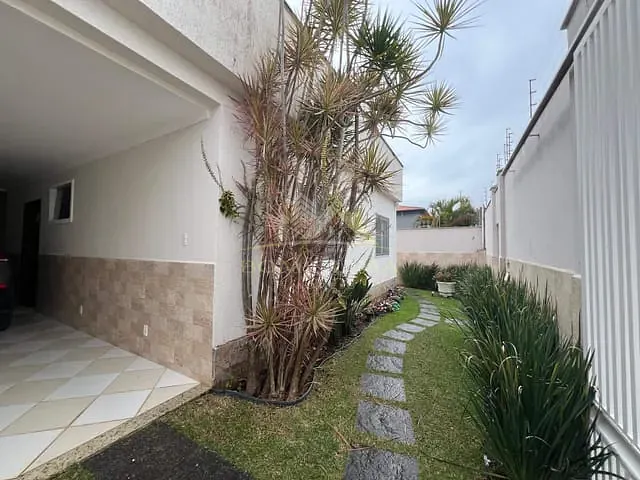 Casa 2 quartos e 2 banheiros, à venda, no bairro Francisco Bernardino em Juiz de Fora