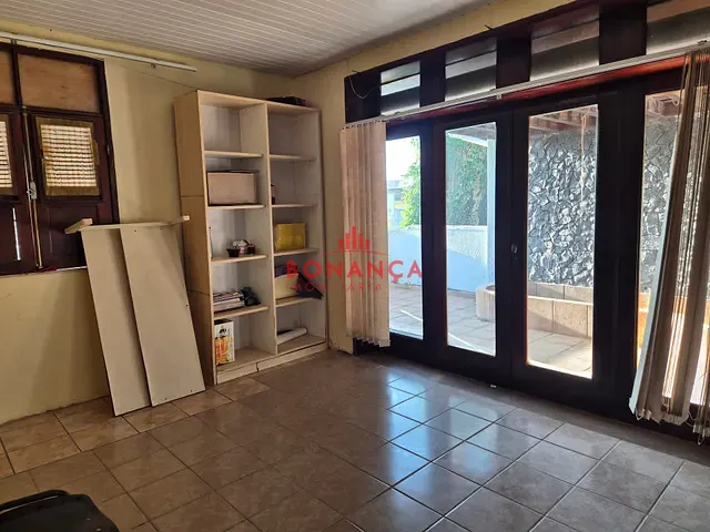 Casa para alugar, no bairro Centro em São Luís