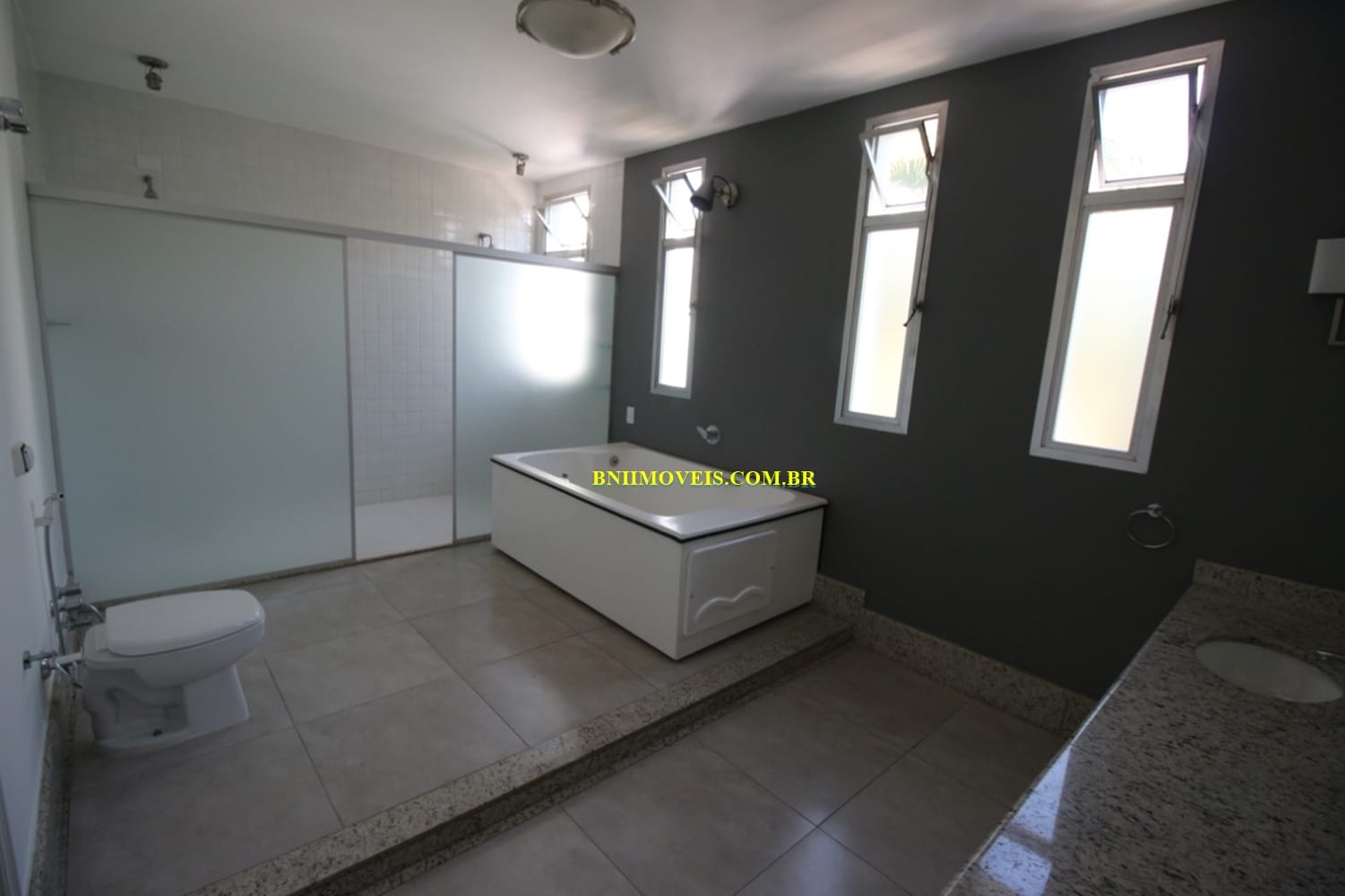 Casa à venda com 5 quartos, 600m² - Foto 12