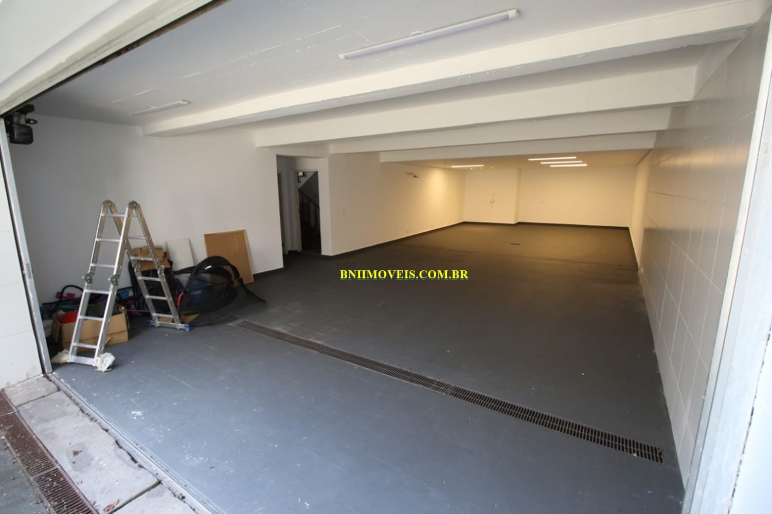 Casa à venda com 5 quartos, 600m² - Foto 13