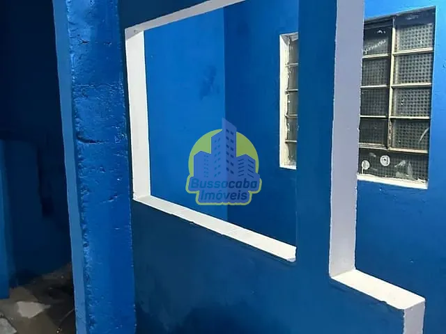 Casa com 80m² 2 quartos e 1 banheiro, para alugar, no bairro Bussocaba em Osasco