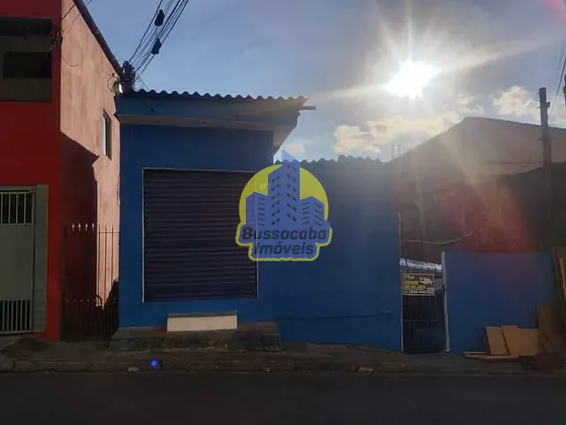 Casa com 300m² 2 quartos e 1 banheiro, à venda, no bairro Bussocaba em Osasco