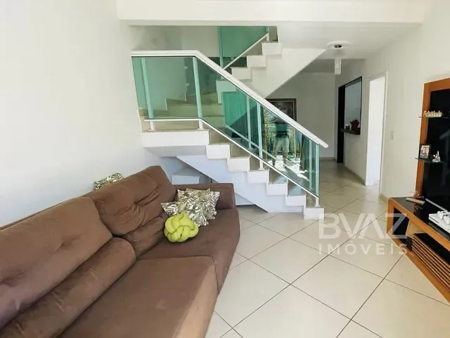 Casa com 225m² 4 quartos e 4 banheiros, à venda, no bairro Portinho em Cabo Frio