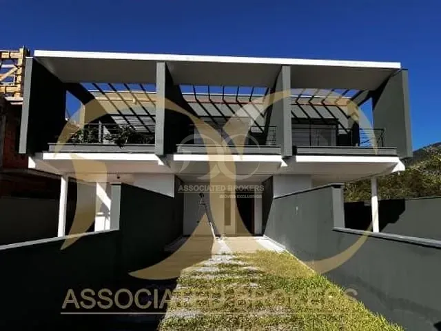Casa com 155m² 3 quartos e 3 banheiros, à venda, no bairro Ribeirão da Ilha em Florianópolis