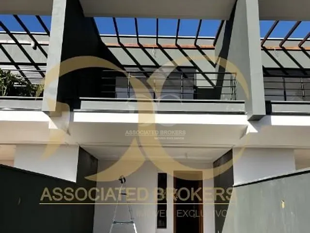 Casa com 155m² 3 quartos e 3 banheiros, à venda, no bairro Ribeirão da Ilha em Florianópolis