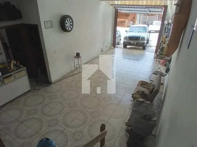 Casa com 150m² 2 quartos e 2 banheiros, à venda, no bairro Parque Cidade Jardim II em Jundiaí