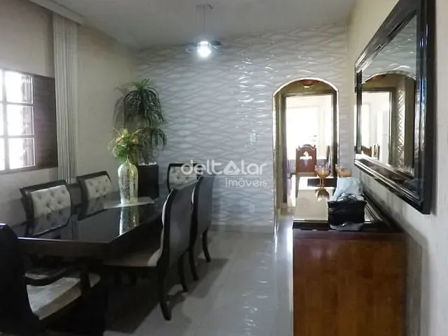 Casa com 120m² 3 quartos e 3 banheiros, à venda, no bairro Planalto em Belo Horizonte