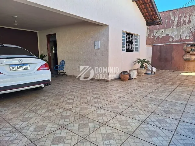 Casa com 263m² 3 quartos e 2 banheiros, à venda, no bairro Fabrício em Uberaba