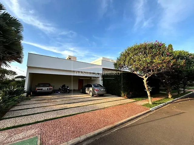 Casa com 610m² 4 quartos e 5 banheiros, à venda, no bairro Esperança em Londrina