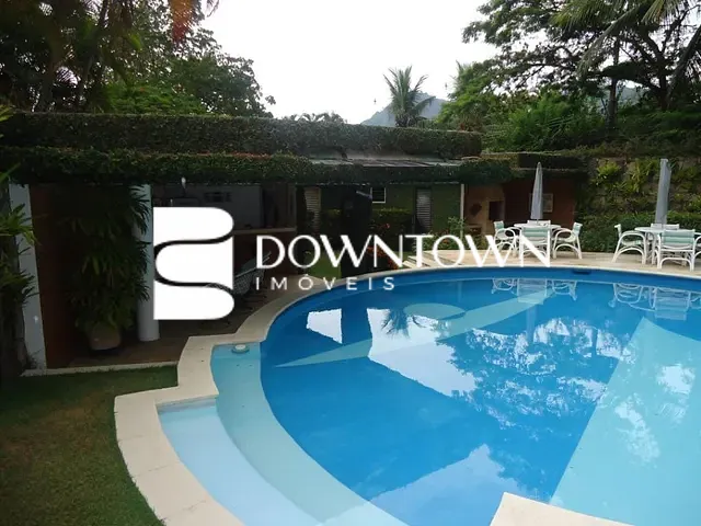 Casa com 1500m² 4 quartos e 5 banheiros, à venda, no bairro Itanhangá em Rio de Janeiro