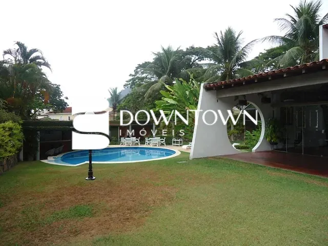 Casa com 1500m² 4 quartos e 5 banheiros, à venda, no bairro Itanhangá em Rio de Janeiro