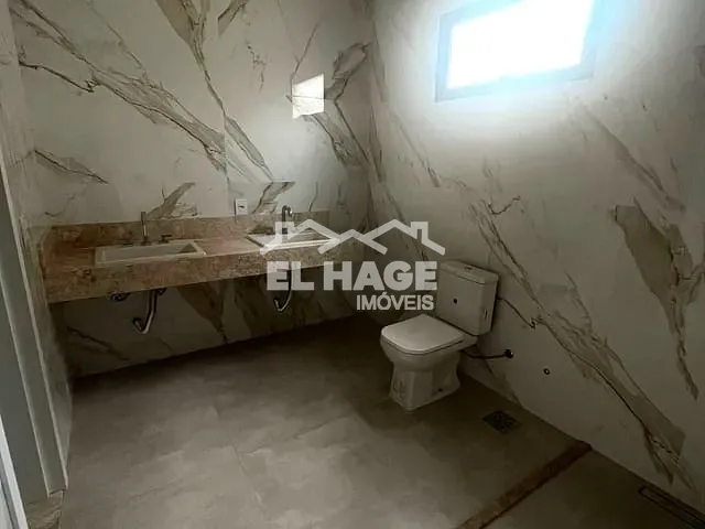 Casa com 440m² 3 quartos e 4 banheiros, à venda, no bairro Ribeirão do Lipa em Cuiabá