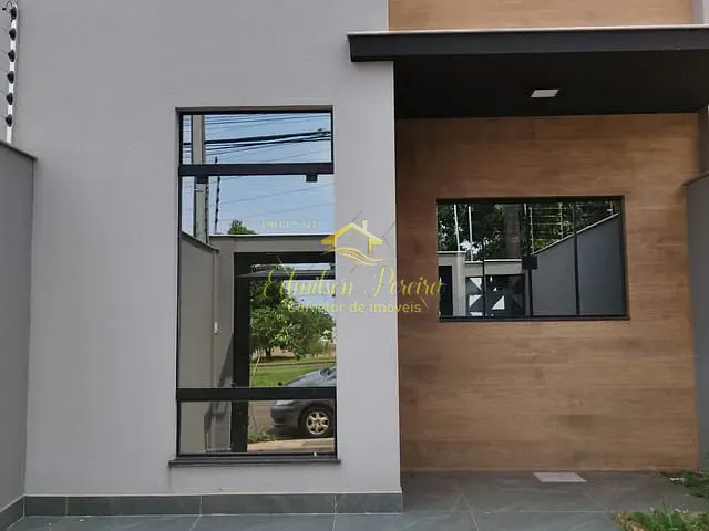 Casa com 125m² 3 quartos e 2 banheiros, à venda, no bairro Novo Antares em Londrina
