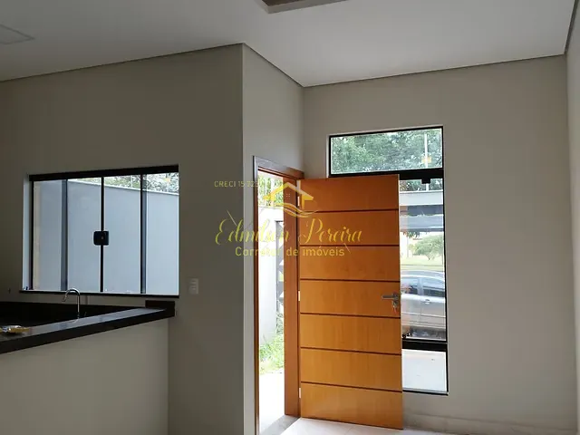 Casa com 125m² 3 quartos e 2 banheiros, à venda, no bairro Novo Antares em Londrina
