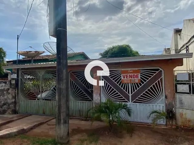 Casa 3 quartos e 1 banheiro, à venda, no bairro Liberdade em Santarém