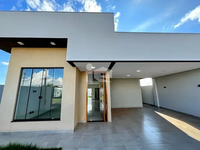Casa com 300m² 3 quartos e 3 banheiros, à venda, no bairro Jardim Costa do Sol em Rolândia