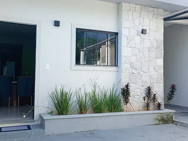 Casa com 180m² 2 quartos e 2 banheiros, à venda, no bairro Caneca Fina em Guapimirim