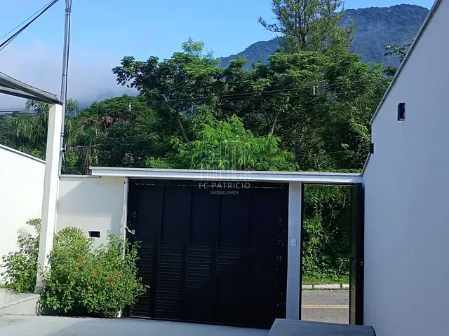 Casa com 180m² 2 quartos e 2 banheiros, à venda, no bairro Caneca Fina em Guapimirim