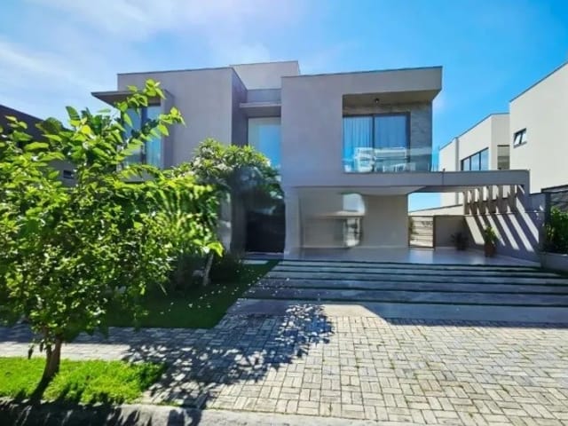 Casa 4 quartos e 4 banheiros, para alugar, no bairro Condomínio Reserva do Paratehy em São José dos Campos