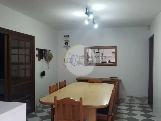 Casa 4 quartos e 3 banheiros, à venda, no bairro Três Vendas em Pelotas