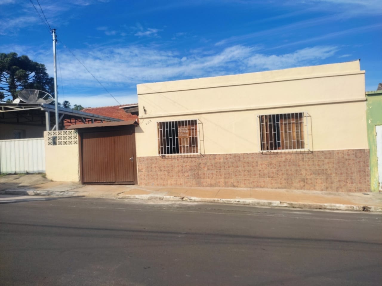 Casa de 2 quartos, 7437m² no bairro Centro, em São Gabriel | Eu Corretor
