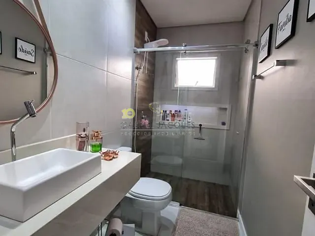 Casa com 360m² 3 quartos e 3 banheiros, à venda, no bairro Pedra Branca em Palhoça