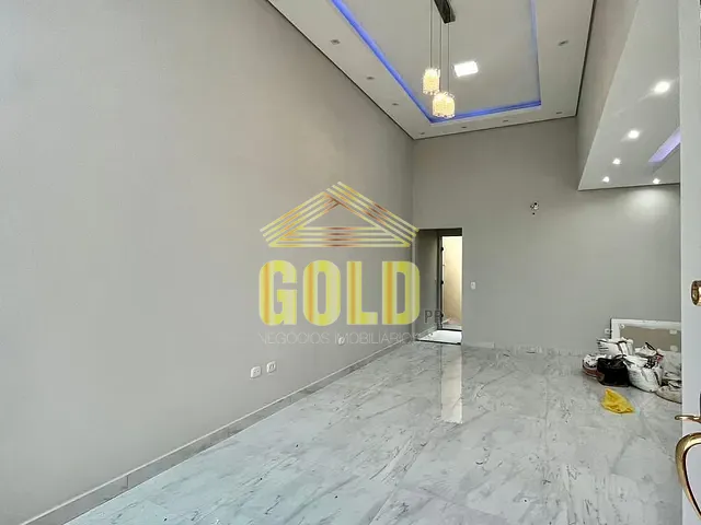 Casa com 250m² 3 quartos e 3 banheiros, à venda, no bairro Portal de Versalhes 1 em Londrina