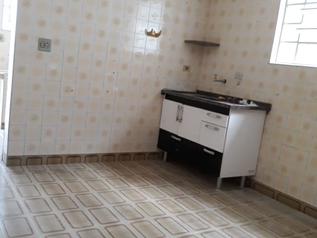Casa 1 quarto e 1 banheiro, para alugar, no bairro Vila Nivi em São Paulo