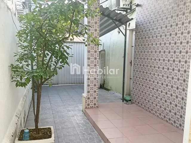 Casa para alugar, no bairro Matatu em Salvador